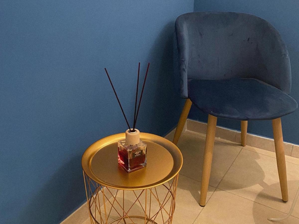 Domus Luigi Leone II Bed & Breakfast Napoli Bagian luar foto